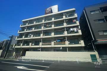 光シャンブル笹塚の外観（南東側から）