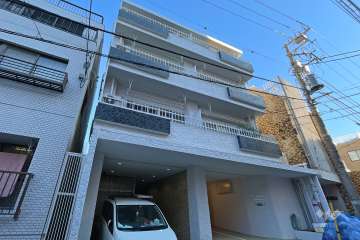 東高ペアシティの外観（南西側から）