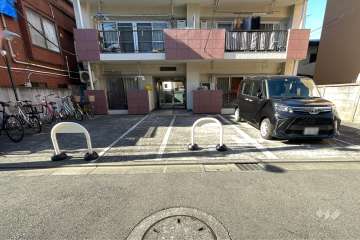 敷地内駐車場（屋外平面式）