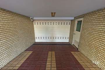 駐車場の出入り口