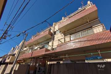 三喜マンションの外観（南側から）