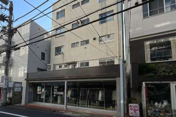 代官山丸一マンションの外観（前面道路の北西側から）