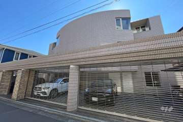 エレガンシア代々木大山の外観（北西側から）