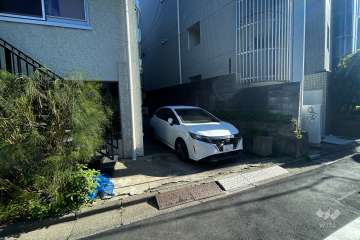 敷地内駐車場（屋外平面式）