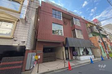 日昭マンションの外観（北東側から）