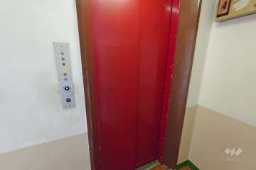 共用のエレベーター