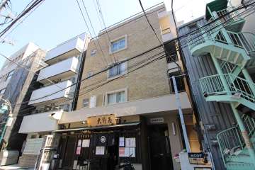 八幡ロイヤルの外観（北西側から）