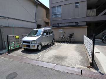 敷地内駐車場(屋外平面式)