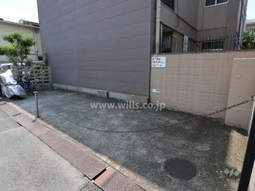 敷地内駐車場(屋外平面式)