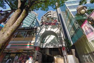 ストークビル道玄坂の外観（南東側から）