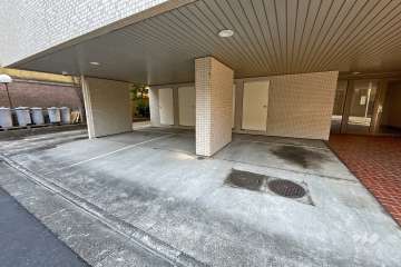 敷地内駐車場（屋内平面式）