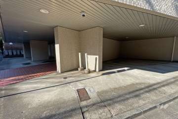 敷地内駐車場（屋内平面式）