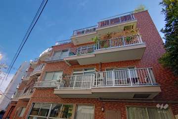 森林ハイツの外観（南西側から）　