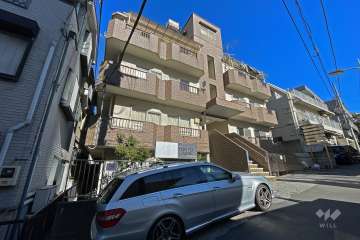 代々木チェリーの外観（南西側から）