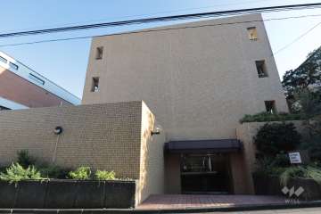 イースタンホームズ上原B棟の外観(北側から)