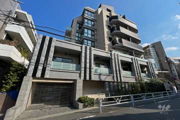 オープンレジデンシア恵比寿ザハウスの外観（西側から）