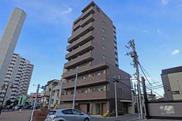 スカイコート渋谷神山町の外観(南西側から)