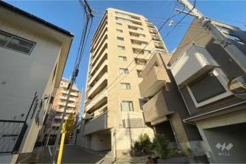 パークコート広尾ヒルトップレジデンスの外観（南東側から）