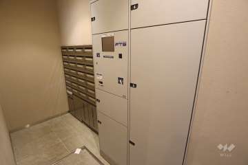 共用ポストと宅配ボックス