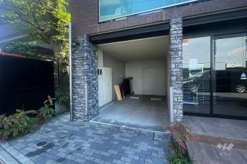 敷地内駐車場（屋内平面式）