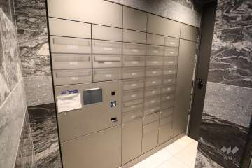 共用ポストと宅配ボックス