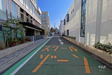 敷地南東側道路