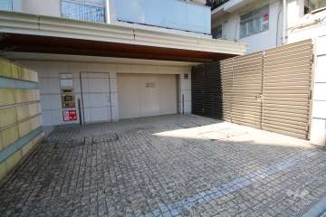 駐車場の出入り口