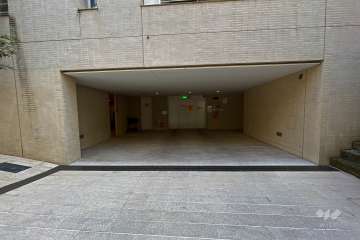 敷地内駐車場（屋内機械式）