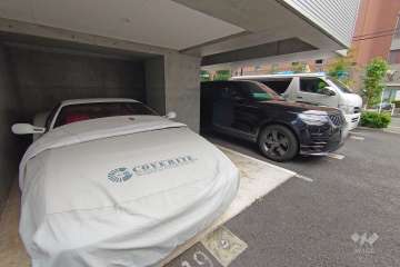 敷地内駐車場（屋外平面式）