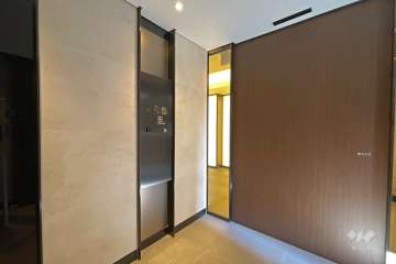 エントランスはオートロック付きです。