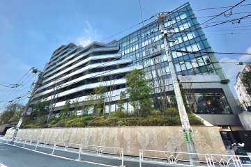 マンションの外観（北東側から）