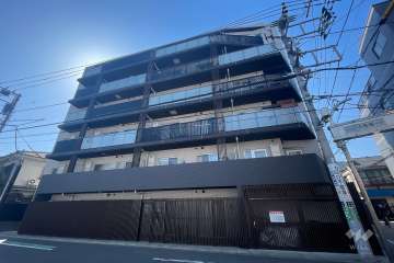 アクサス渋谷笹塚の外観(北東側から)