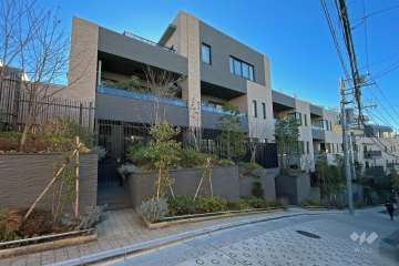 ザ・パークハウス 代々木上原の外観（北西側から）