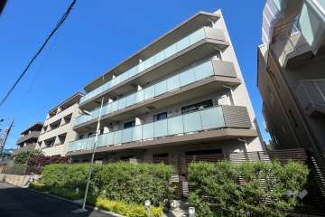 メイクスデザイン参宮橋の外観（南東側から）