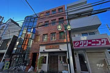 バインズ代々木上原の外観(南東側から）