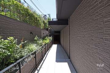 エントランスアプローチ