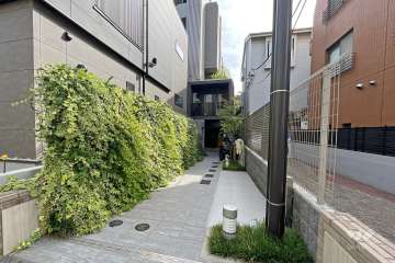 サブエントランス