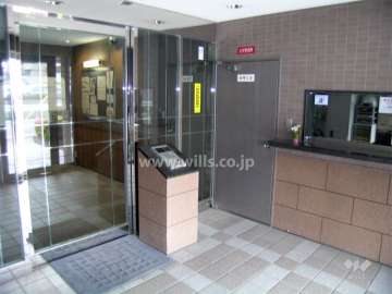 オートロック付きのエントランス