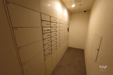 宅配ボックスと共用ポスト