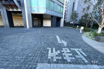 駐車場の出入り口