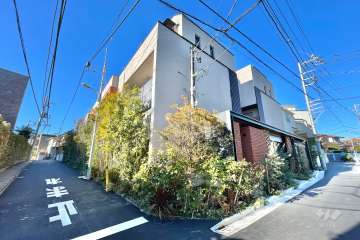 イニシアテラス代々木上原の外観(北東側から）