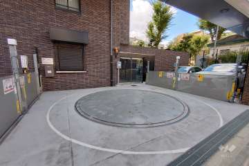 敷地内駐車場（屋外機械式）