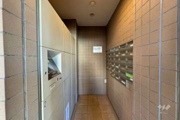 宅配ボックスと共用ポスト