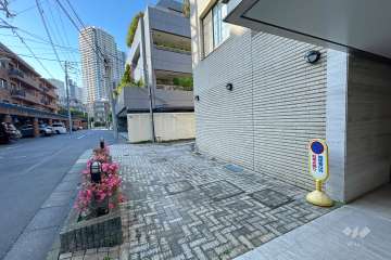 敷地内駐車場（屋外平面式）