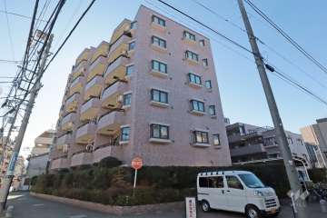 クレッセント南品川の外観(北東側から)