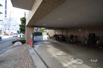 敷地内駐車場（屋内平面式）