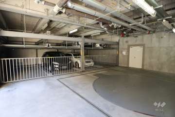 敷地内駐車場（屋内機械式）