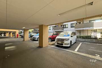 敷地内駐車場（屋外平面式）