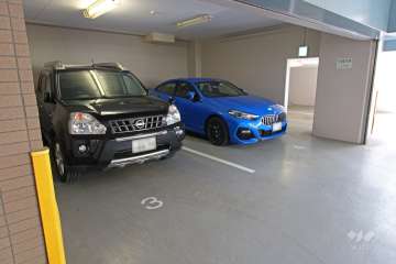 敷地内駐車場（屋内平面式）