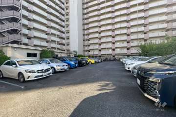 敷地内駐車場（屋外平面式）　